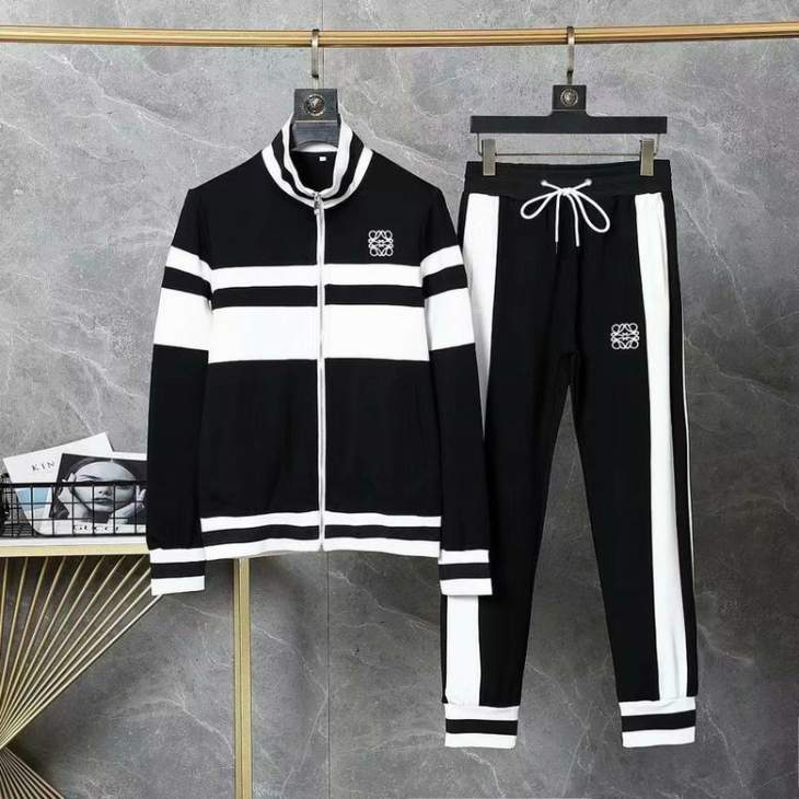 Picture of Loewe Sweater Suits _SKULoeweM-3XL8qn2740633